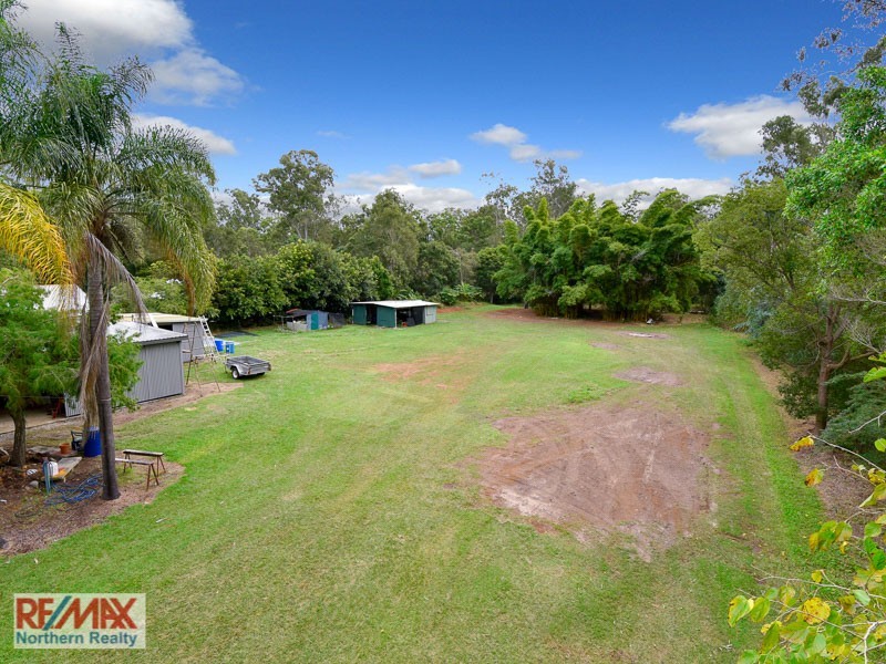 27 Youngs Crossing Road, Joyner QLD 4500
