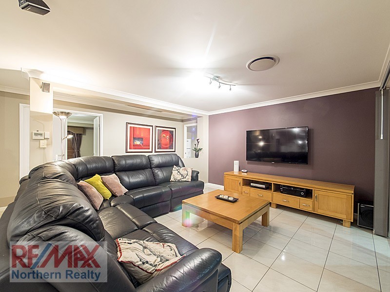 11 Bassino ct, Eatons Hill QLD 4037