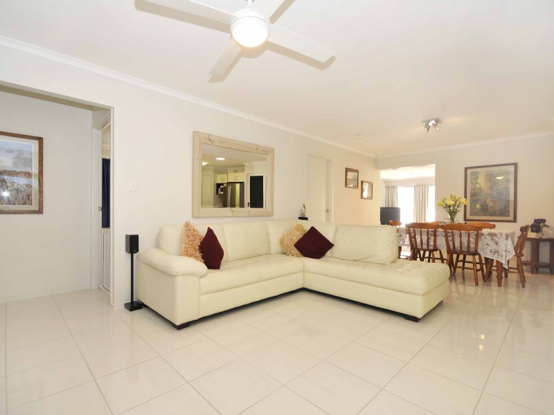 24 Bayberry Cres, Warner QLD 4500