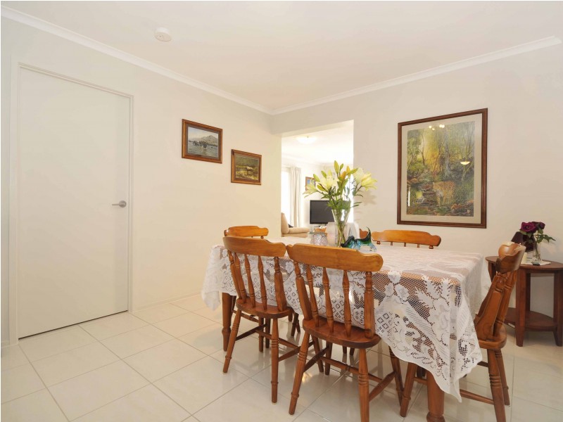 24 Bayberry Cres, Warner QLD 4500