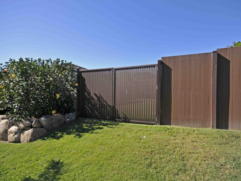 24 Bayberry Cres, Warner QLD 4500