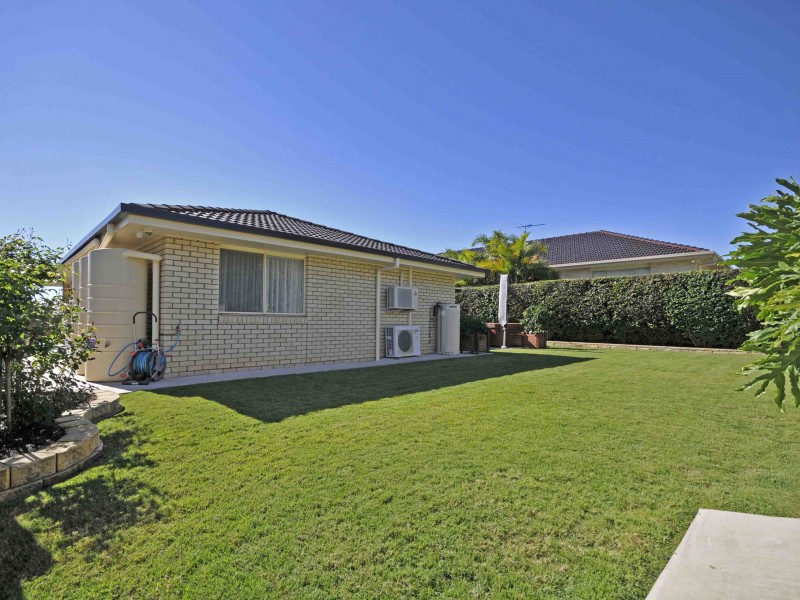 24 Bayberry Cres, Warner QLD 4500