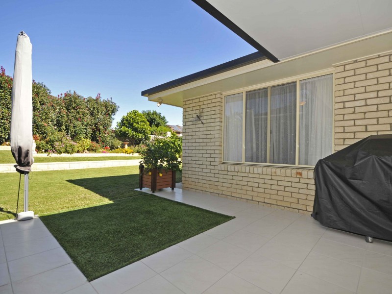 24 Bayberry Cres, Warner QLD 4500