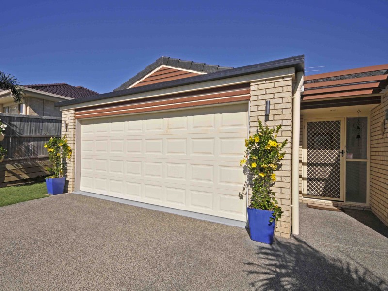 24 Bayberry Cres, Warner QLD 4500