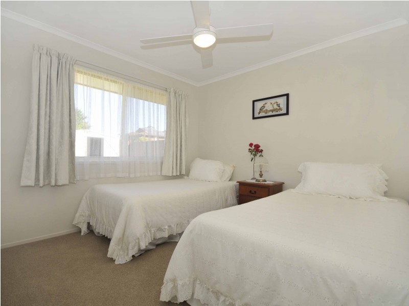 24 Bayberry Cres, Warner QLD 4500