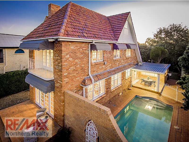 121 Maine Rd, Clontarf QLD 4019