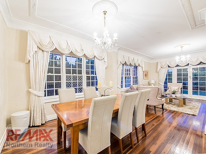 121 Maine Rd, Clontarf QLD 4019
