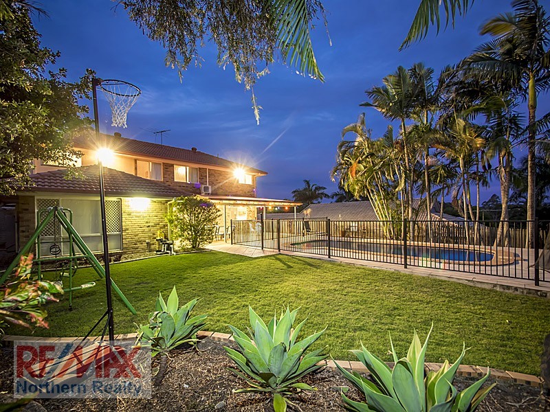 60 Oakmont Crescent, Albany Creek QLD 4035