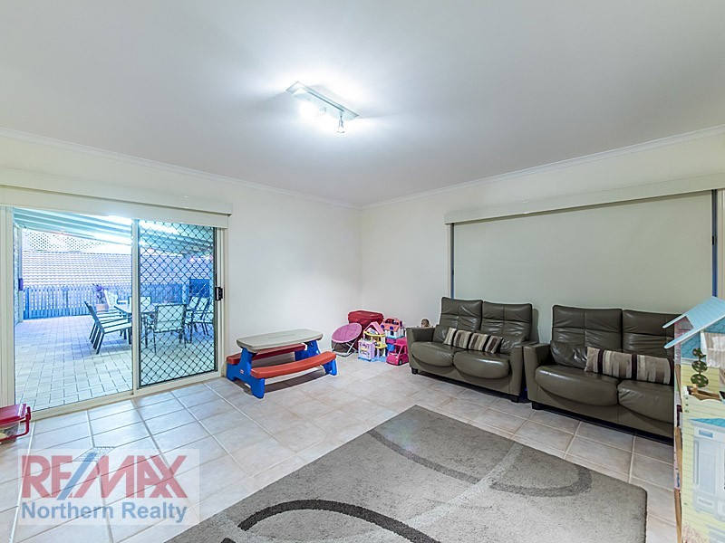 60 Oakmont Crescent, Albany Creek QLD 4035