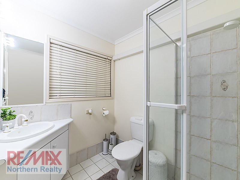 60 Oakmont Crescent, Albany Creek QLD 4035