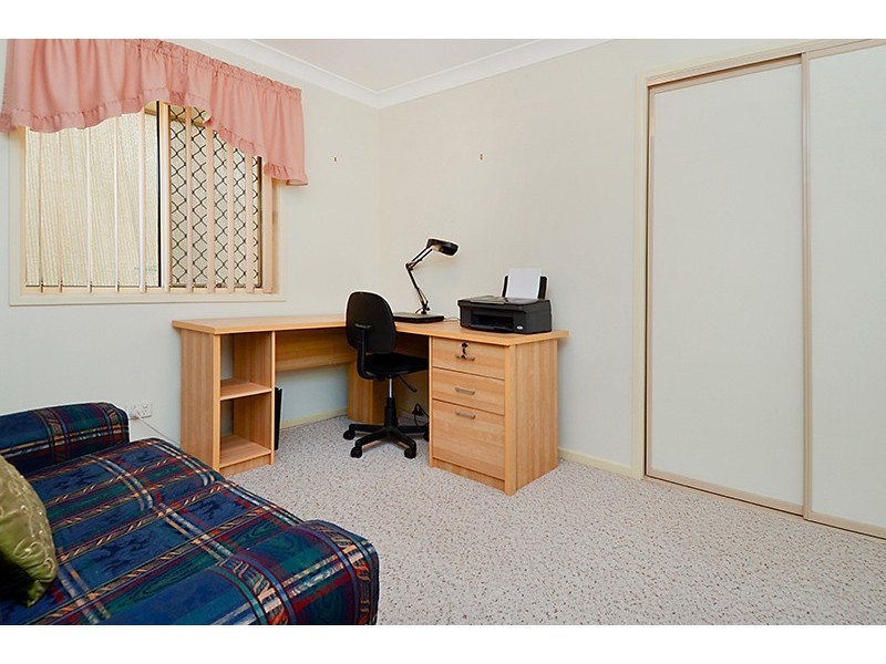 18 Lorenc Place, Bridgeman Downs QLD 4035