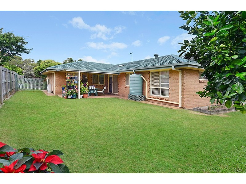 18 Lorenc Place, Bridgeman Downs QLD 4035