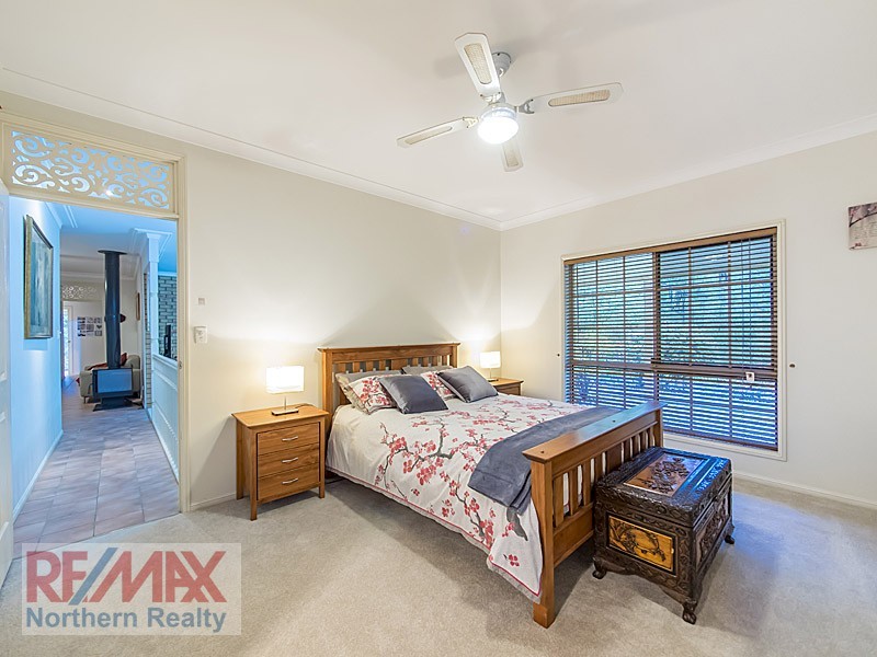 67 CASHMERE LANE, Cashmere QLD 4500