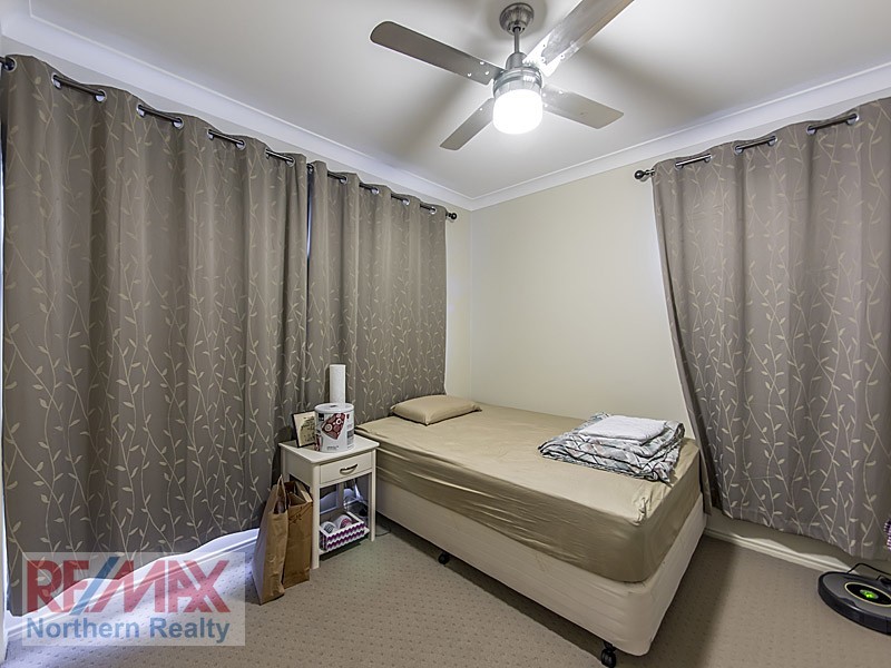 8 Moreton Street, Fitzgibbon QLD 4018