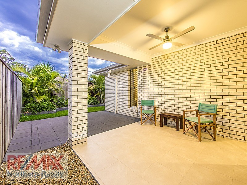 8 Moreton Street, Fitzgibbon QLD 4018