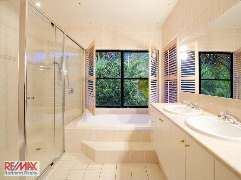 2 Birdwood Drive, Samford Valley QLD 4520