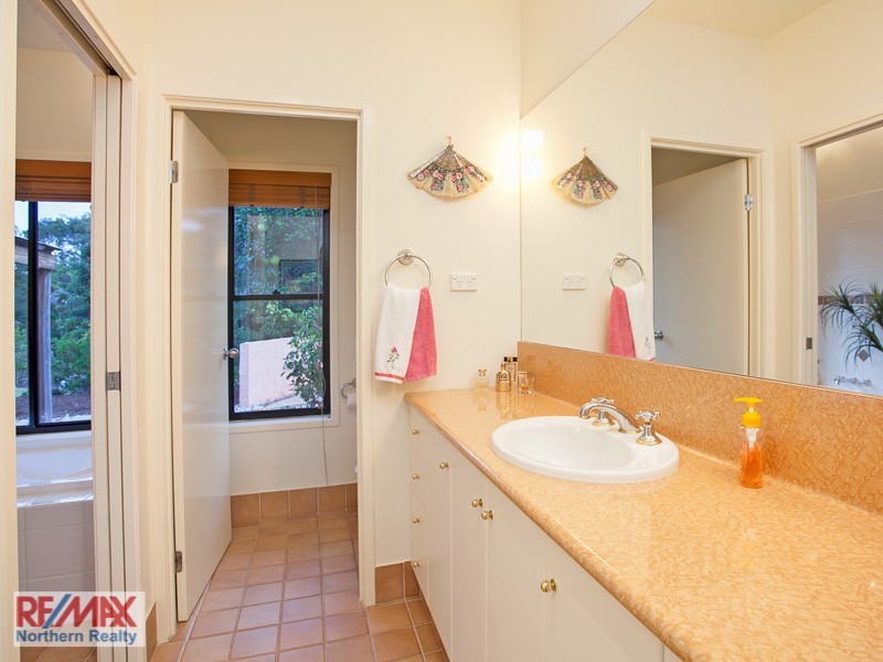 2 Birdwood Drive, Samford Valley QLD 4520