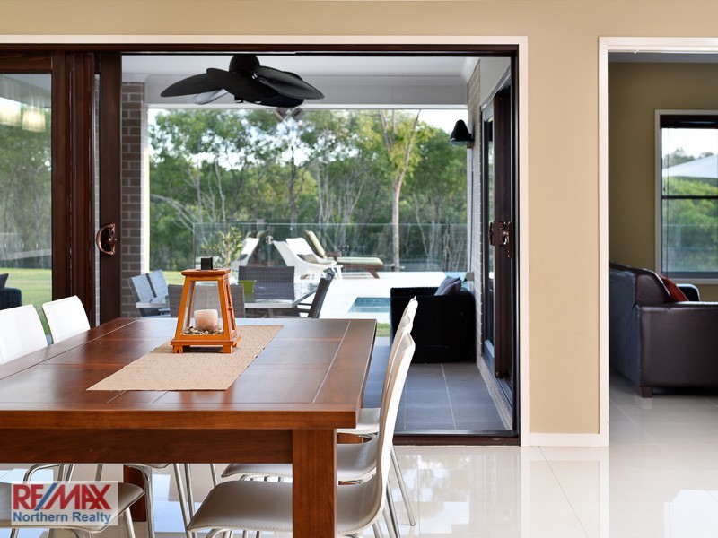 34 Hacker Rd, Cashmere QLD 4500