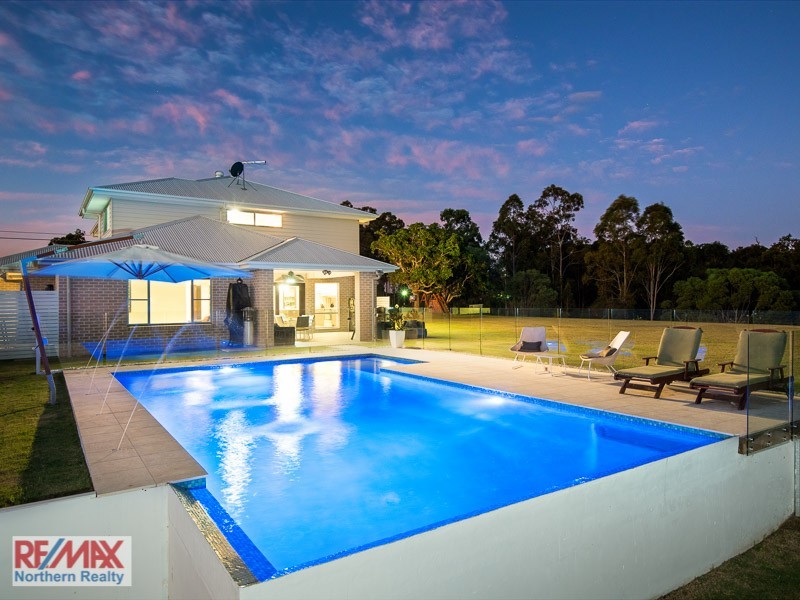 34 Hacker Rd, Cashmere QLD 4500