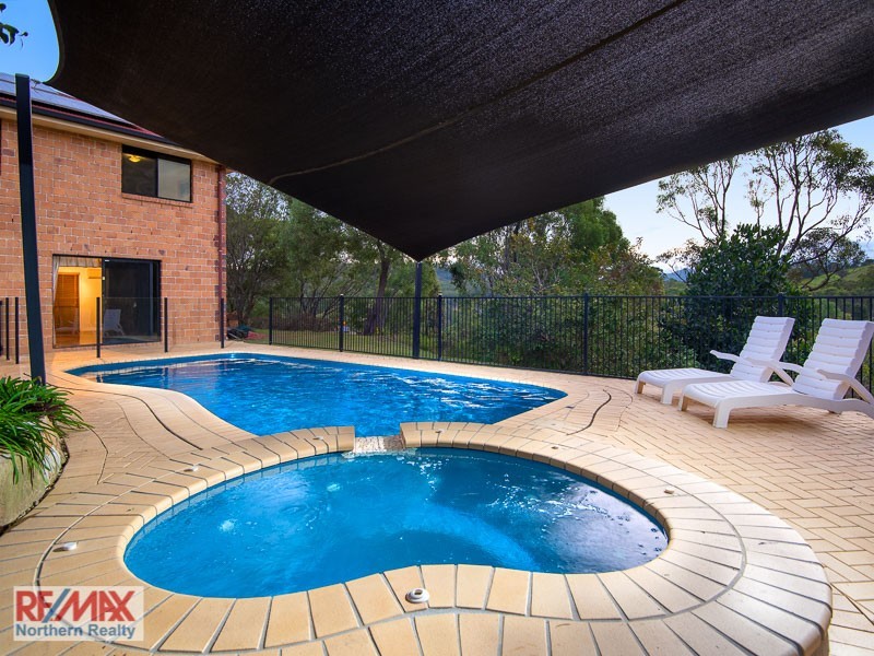 20 Dobsons Road, Clear Mountain QLD 4500