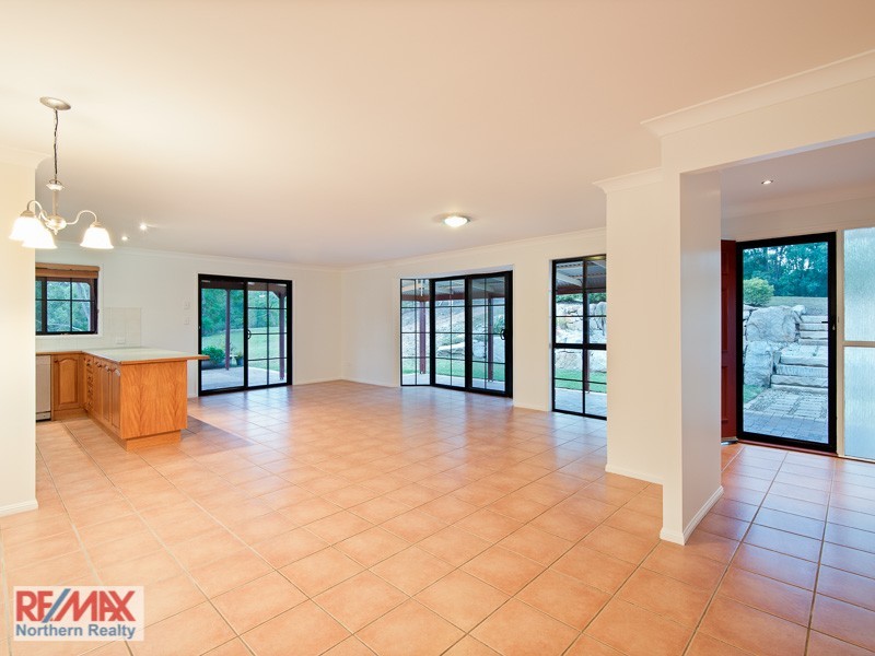 20 Dobsons Road, Clear Mountain QLD 4500