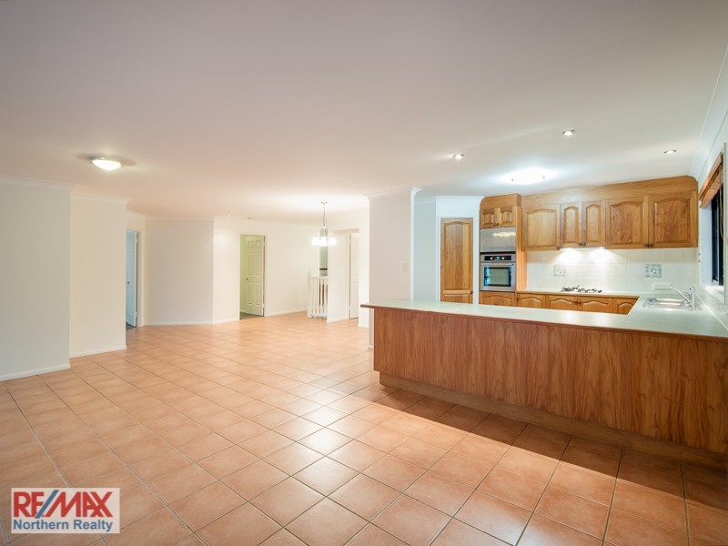 20 Dobsons Road, Clear Mountain QLD 4500