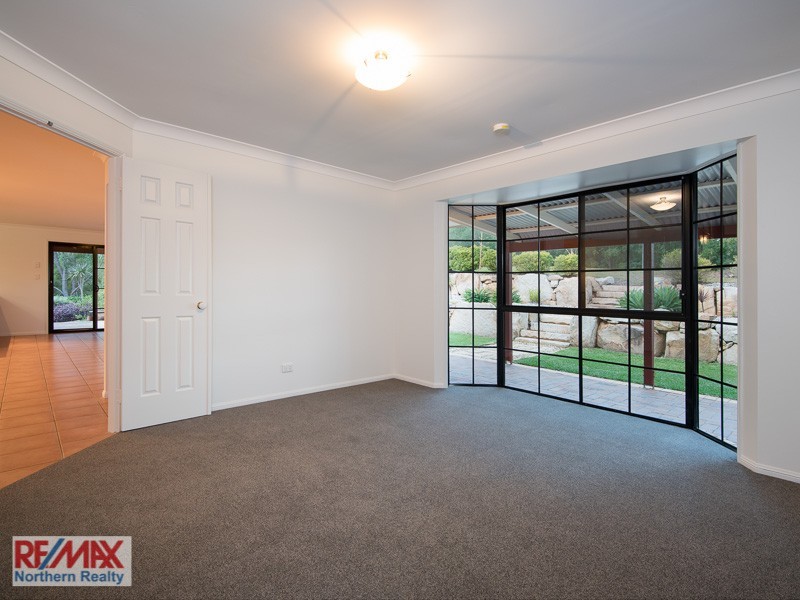 20 Dobsons Road, Clear Mountain QLD 4500