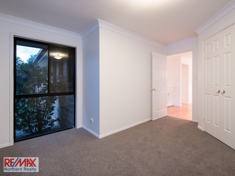 20 Dobsons Road, Clear Mountain QLD 4500