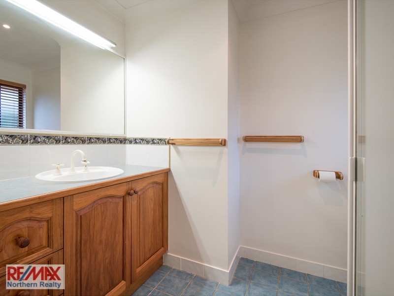 20 Dobsons Road, Clear Mountain QLD 4500