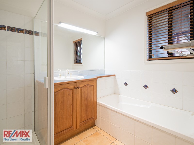 20 Dobsons Road, Clear Mountain QLD 4500