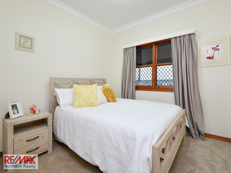 4 Marylin Terrace, Eatons Hill QLD 4037