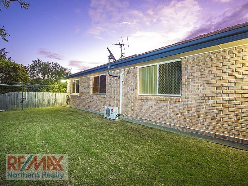 4 Monica Court, Eatons Hill QLD 4037