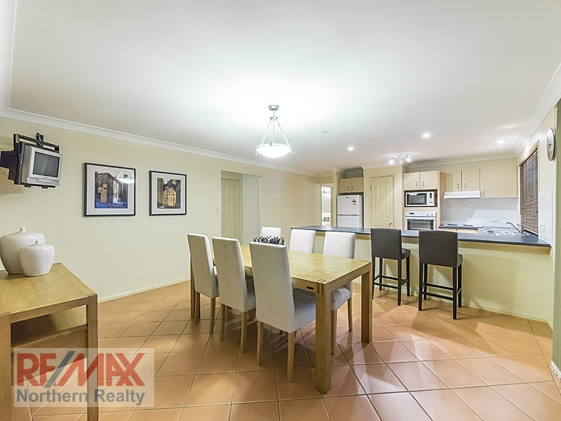 4 Monica Court, Eatons Hill QLD 4037