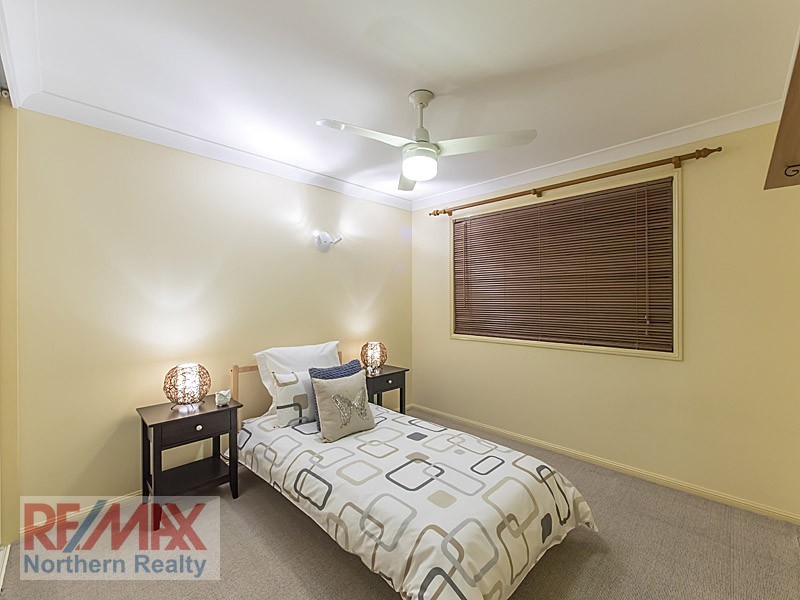 4 Monica Court, Eatons Hill QLD 4037
