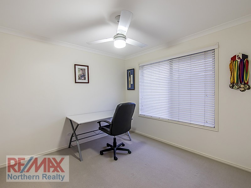 21 CROSSING DRIVE, Eatons Hill QLD 4037