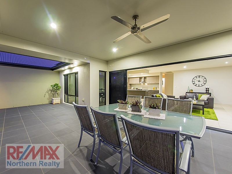 16 Louise ct, Cashmere QLD 4500