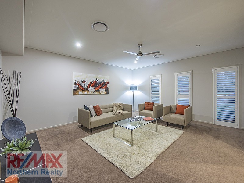 16 Louise ct, Cashmere QLD 4500