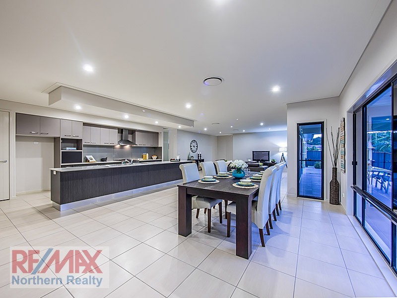 16 Louise ct, Cashmere QLD 4500