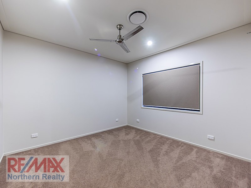 16 Louise ct, Cashmere QLD 4500