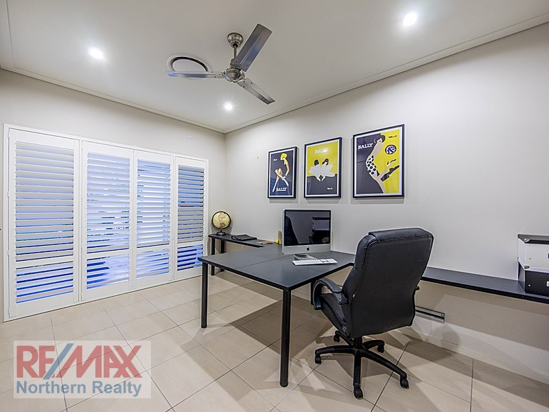 16 Louise ct, Cashmere QLD 4500