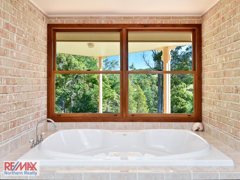 22 Stansell Court, Draper QLD 4520