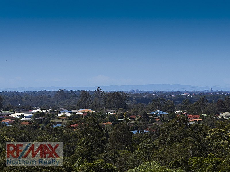 6 Lottie Place, Cashmere QLD 4500