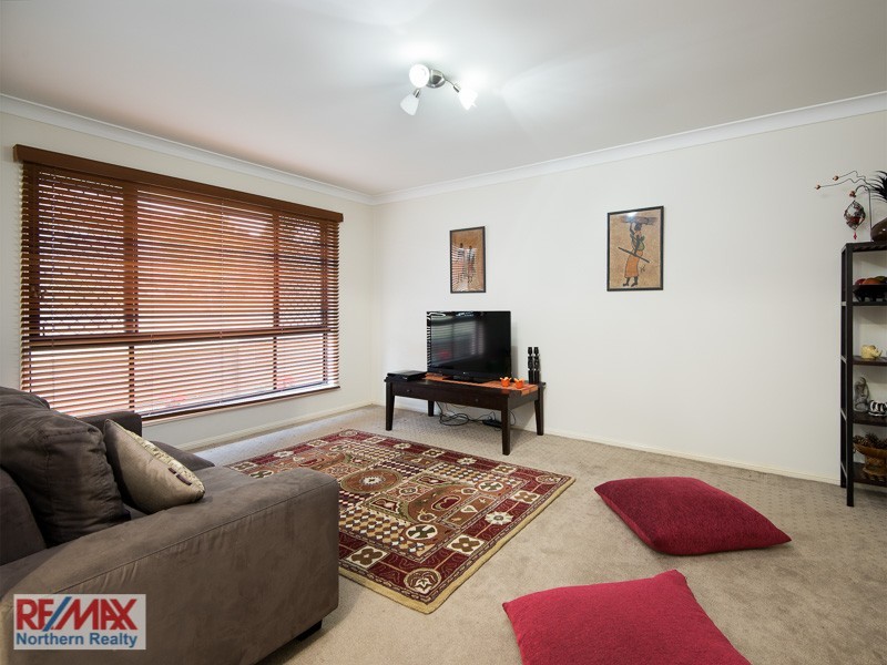 4 Curlew Court, Warner QLD 4500