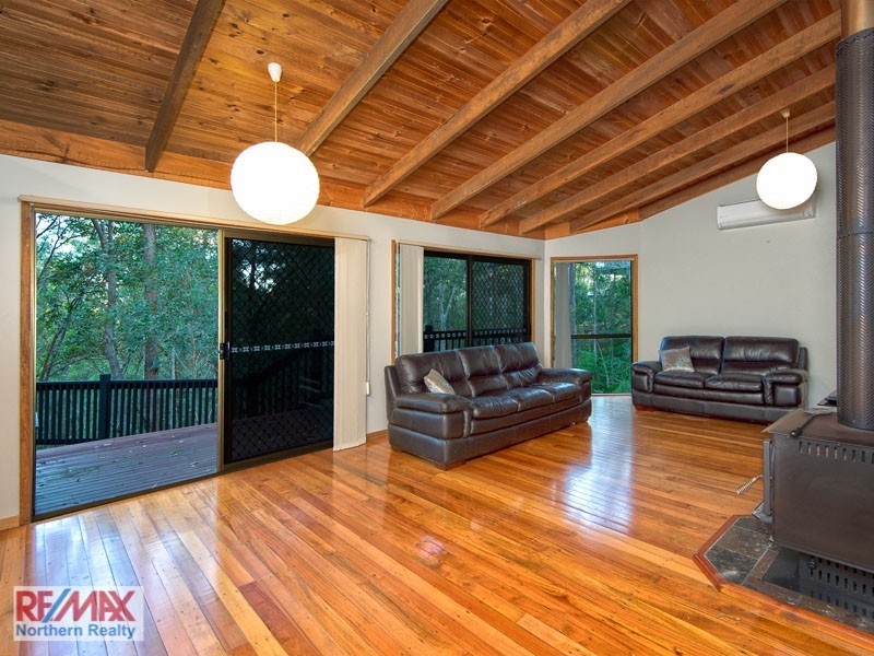 21 Buranda Road, Clear Mountain QLD 4500