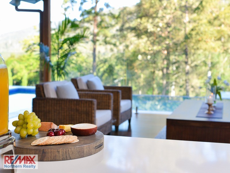 3 Bellbird Court, Cedar Creek QLD 4520