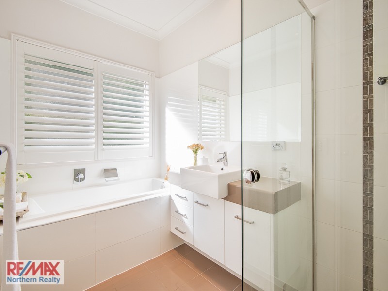 3 Bellbird Court, Cedar Creek QLD 4520