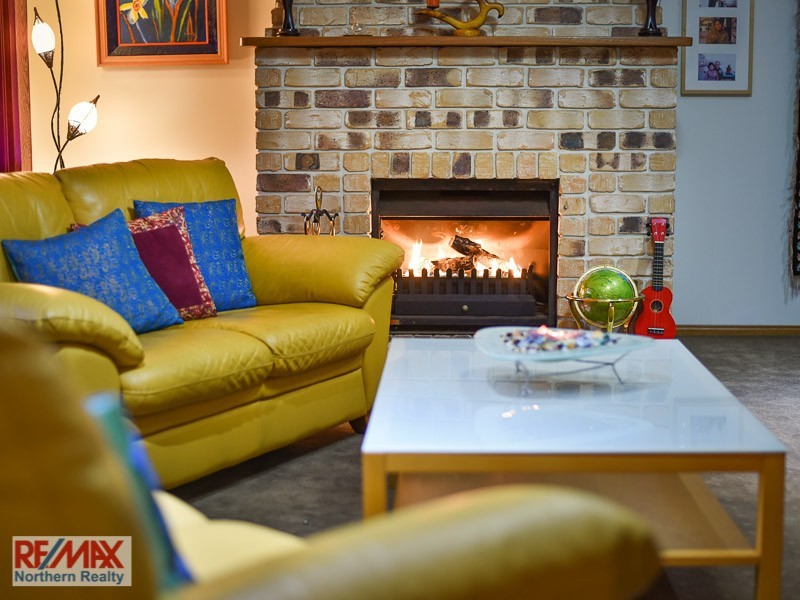 2 Ceratodus Ct, Lawnton QLD 4501