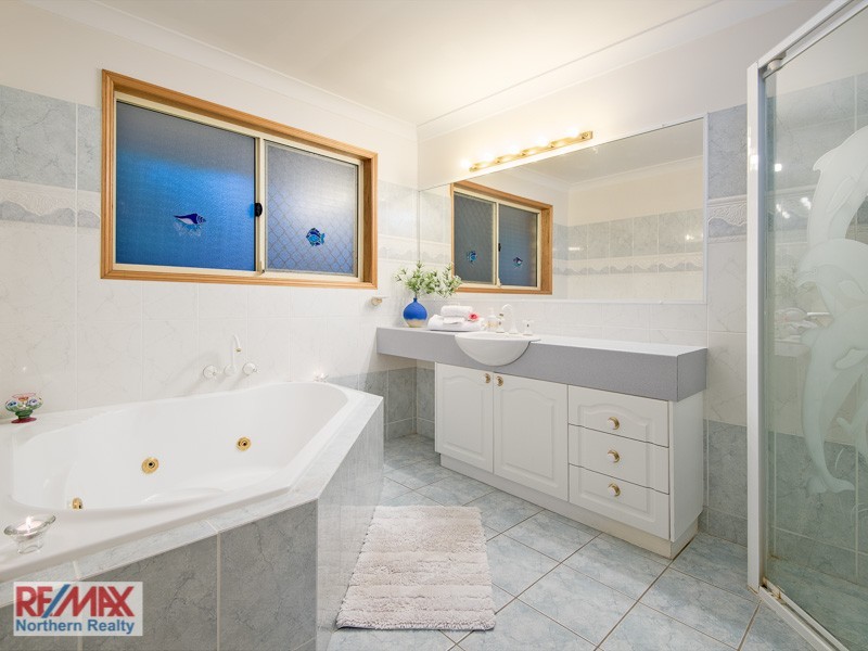 2 Ceratodus Ct, Lawnton QLD 4501