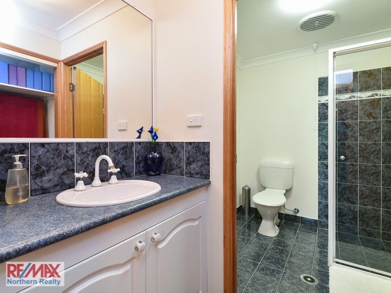 2 Ceratodus Ct, Lawnton QLD 4501