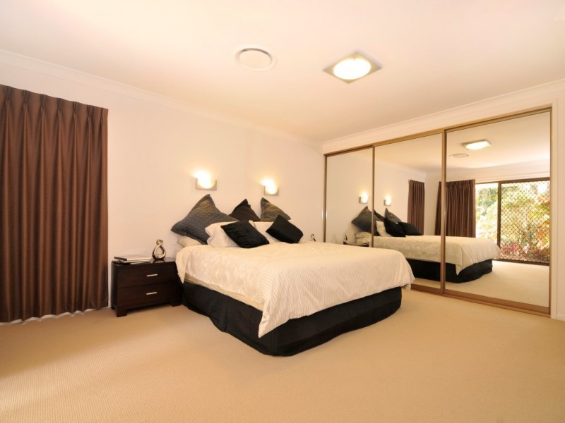 8 Pinecone Court, Bunya QLD 4055